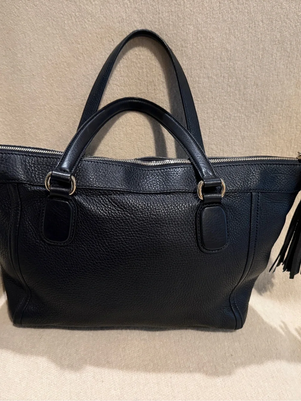 Gucci Black Pebbled Leather Embossed Double G Detail